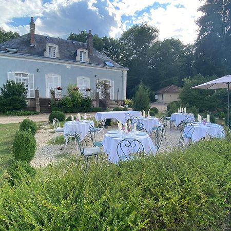 Hotel Les Grands Chenes Saint-Fargeau  Luaran gambar