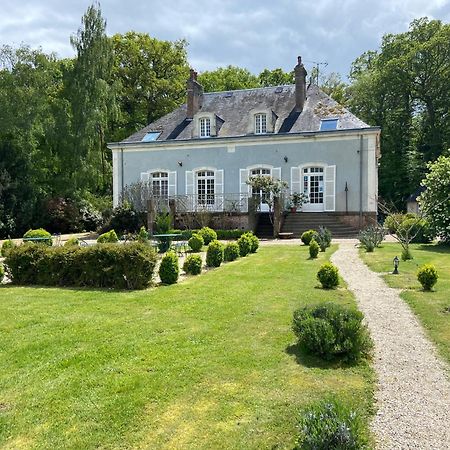 Hotel Les Grands Chenes Saint-Fargeau  Luaran gambar