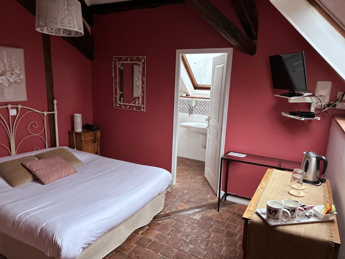 Hotel Les Grands Chenes Saint-Fargeau  Luaran gambar