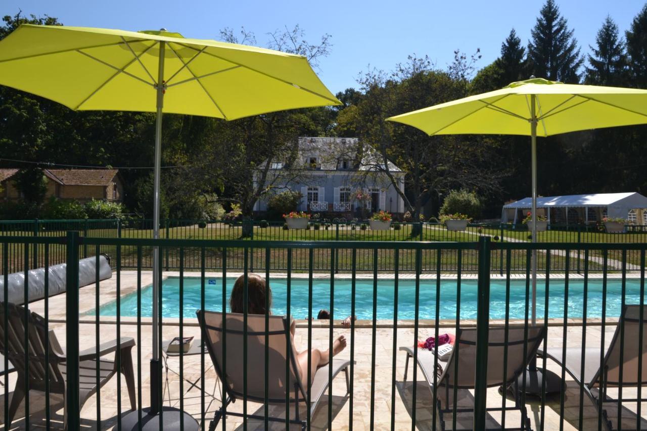 Hotel Les Grands Chenes Saint-Fargeau  Luaran gambar